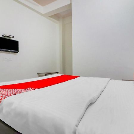 Rajlakshmi Guest House Matura Exterior foto