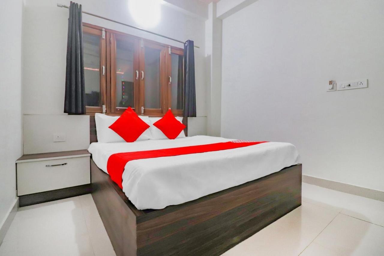 Rajlakshmi Guest House Matura Exterior foto